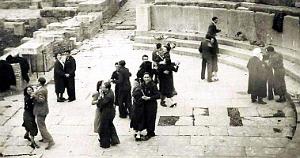 1939- Timgad - Theatre Romain - Sortie2 Ajiste